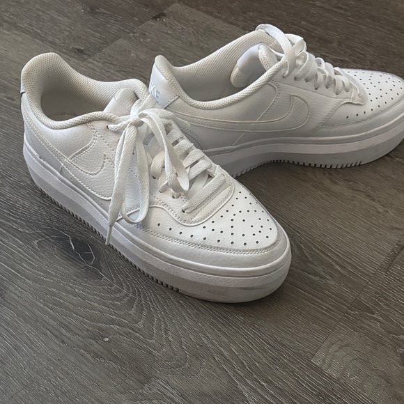 Nike Platform Air Force 1 - Picture 2 of 6